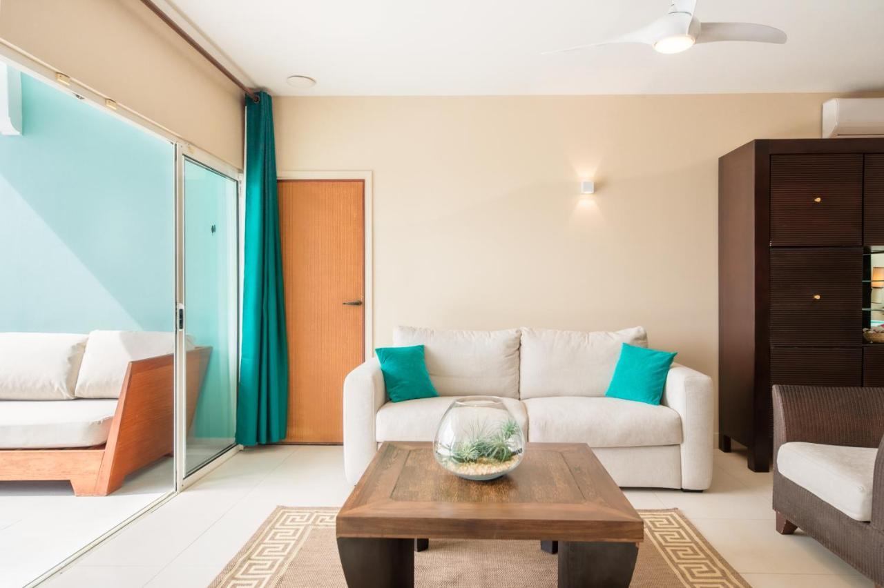 Suites Anagani Le Francois Exterior photo