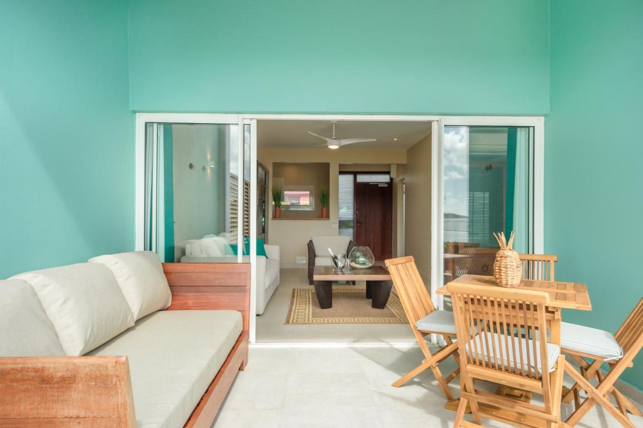 Suites Anagani Le Francois Exterior photo